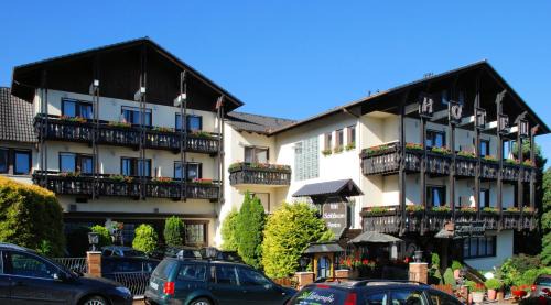 Bad Konig Hotel | Hotel Schloessmann Garni
