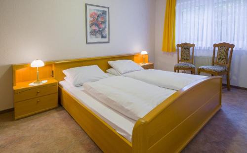 Bad Konig Hotel | Hotel Schloessmann Garni