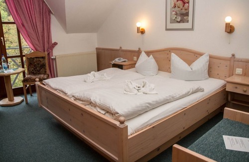 Pobershau Hotel | Hotel Schwarzbeerschänke