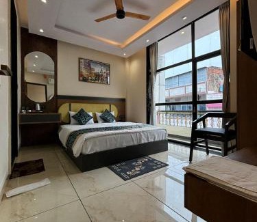 Gaya Hotel | Hotel Shakuntla Palace - 400 Meters away from Vishnu Pad Temple 7 mins walk