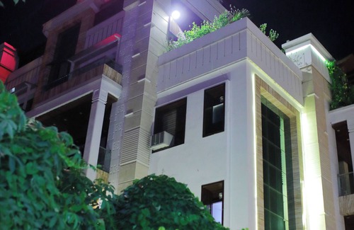 Kanpur Hotel | Hotel Shanti Kutir