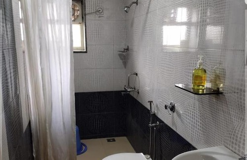 Udupi Hotel | Hotel Sharada International