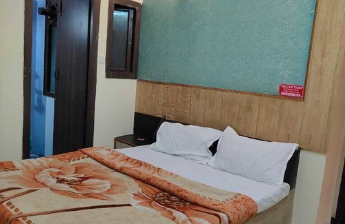 Mayapur Hotel | Hotel Shaurya
