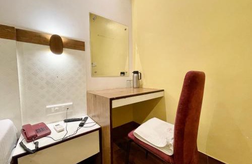 Varanasi Hotel | HOTEL SHIVAM ! VARANASI होटल शिवम హోటల్ శివం ஹோட்டல் சிவம் Forɘigner's Choice ! fully Air-Conditioned hotel with Lift & Parking availability, near Kashi Vishwanath Temple, and Ganga ghat in Varanasi - 4