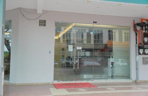 Gelang Patah Hotel | Hotel Shlyo