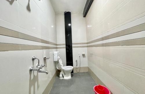 Puri Hotel | HOTEL SHREE RAGHUNATH - PURI श्रीरघुनाथ শ্রী রঘুনাথ శ్రీ రఘునాథ్ walking distance from-sea-beach-and- near temple fully-air-conditioned-hotel with-parking-facility, Best Hotel in puri - 2
