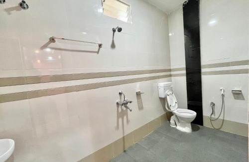 Puri Hotel | HOTEL SHREE RAGHUNATH - PURI श्रीरघुनाथ শ্রী রঘুনাথ శ్రీ రఘునాథ్ walking distance from-sea-beach-and- near temple fully-air-conditioned-hotel with-parking-facility, Best Hotel in puri - 2