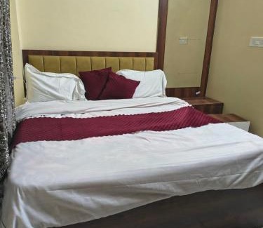 Bhopal Hotel | Hotel shri Balaji
