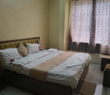 Bhopal Hotel | Hotel shri Balaji