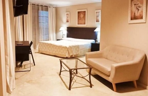 Sanlucar la Mayor Hotel | Hotel Sol Sanlucar