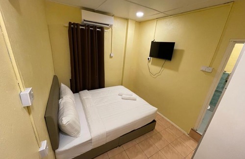 Kampung Telaga Nibong Hotel | Hotel Sri Maju Jaya