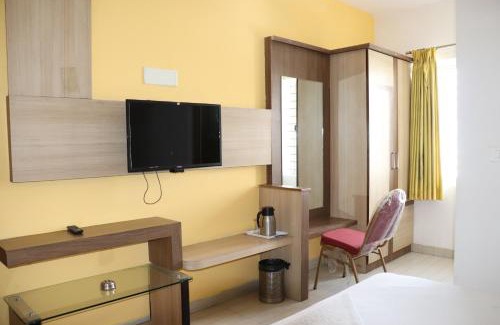 Hosur Hotel | HOTEL SRI VAARI RESIDENCY