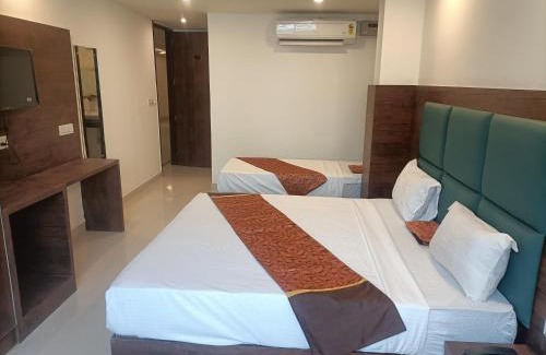 South West Hotel | Hotel SSD Le-Mount Plaza Near IGI Airport Delhi