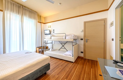 San Giuliano a Mare Hotel | Hotel St. Gregory Park