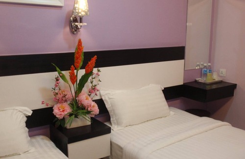 Taman Mahajaya Hotel | Hotel Star Moon