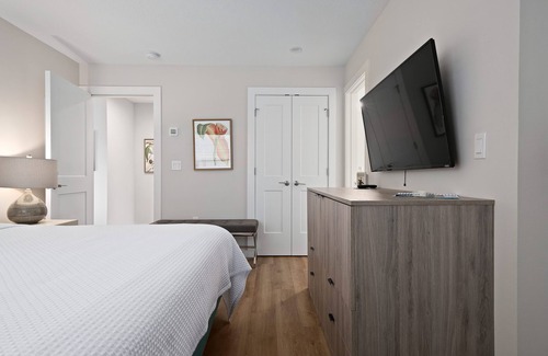 Nokomis Hotel | Hotel Studio (Ground Level) - Unit C