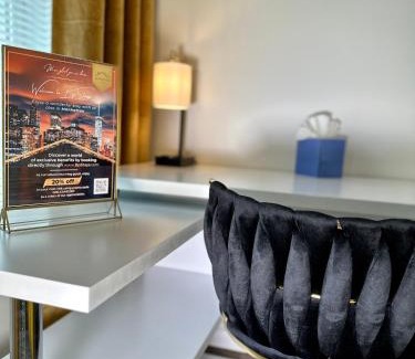 Jersey City House | Hotel-Style, No Host, Professionally Managed ID289