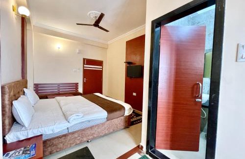Puri Hotel | Hotel Subham Beach inn ! PURI near-sea-beach-and-temple fully-air-conditioned-hotel with-lift-and-parking-facility - 3