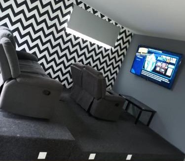 Cali Hotel | Hotel Suites Lounge La Viga