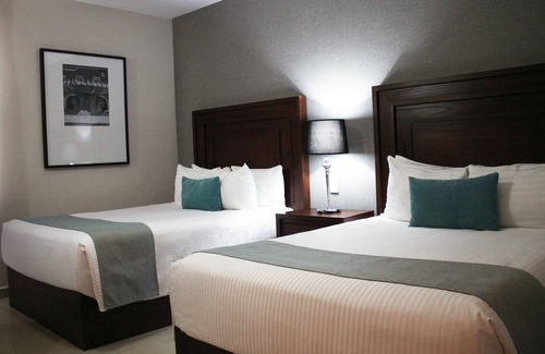 Leon Hotel | Hotel Suites Mexico Plaza Campestre