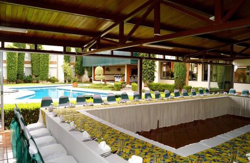 Morelia Hotel | Hotel & Suites Villa del Sol