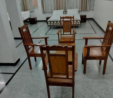 Adarsh Nagar Bed & Breakfast | Hotel Sukhvilas