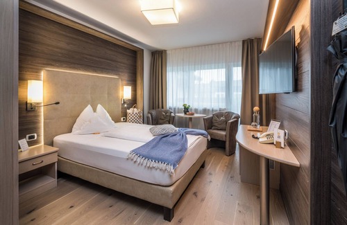 Naz Hotel | Hotel Sun