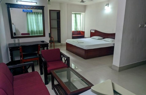 Aluva Hotel | Hotel Sunnys