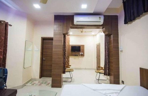 Satna Hotel | Hotel Swarat