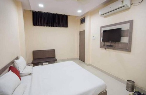 Satna Hotel | Hotel Swarat
