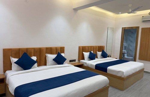 Basai Hotel | Hotel Taj Way By Jyoti Villa