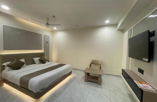 Naroda Hotel | Hotel The Indra Palace