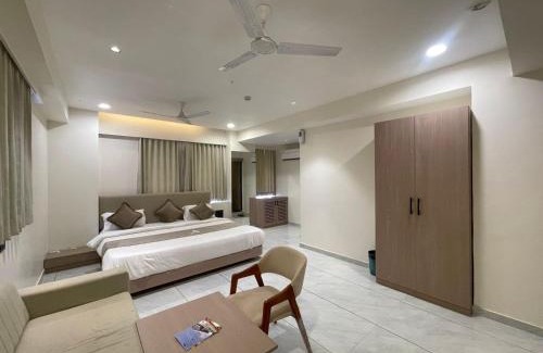 Naroda Hotel | Hotel The Indra Palace