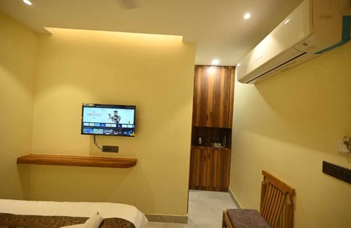 Varanasi Hotel | Hotel The Peace