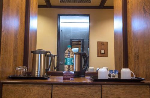 Thane West Hotel | Hotel Tip Top Plaza