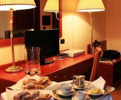 Porto Salvo Hotel | Hotel Tito Serrano'