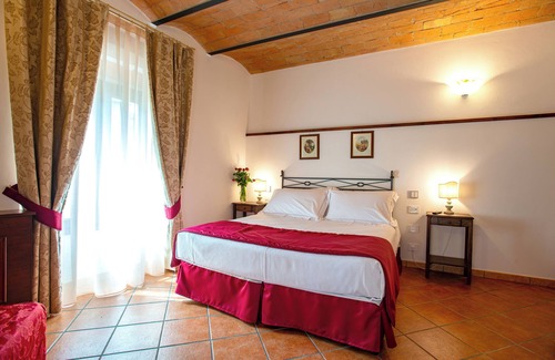 Ulignano Hotel | Hotel Torciano Vecchio Asilo