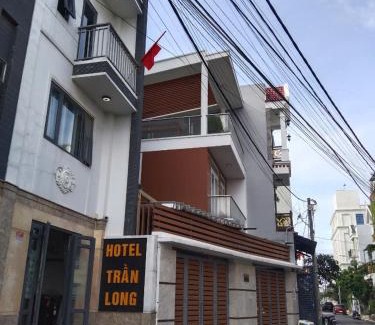 District 12 Hotel | Hotel Trần Long