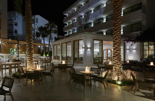 Santa Eulalia del Rio Hotel | Hotel Tres Torres