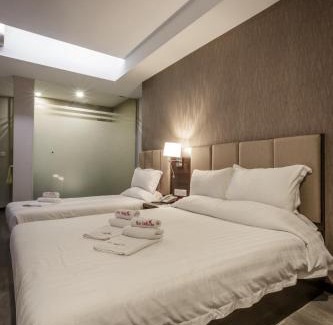 Bandar Tun Razak Hotel | Hotel Trillium