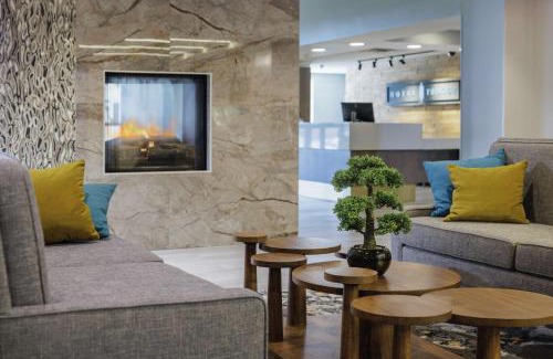 Newtonville Hotel | Hotel Trilogy Albany Airport, Tapestry Collection by Hilton