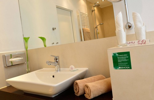 Dellbrueck Hotel | Hotel UHU Garni Köln