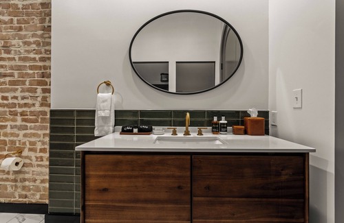 Gulfport Hotel | Hotel Vela