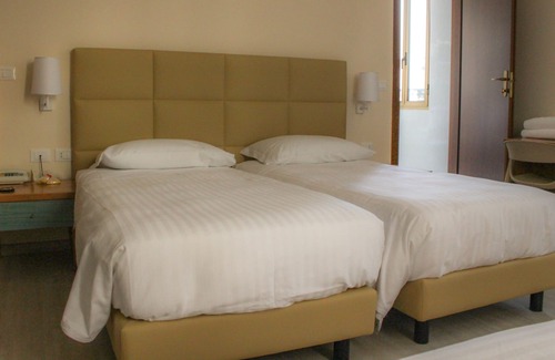 Savena Hotel | Hotel Villa Azzurra
