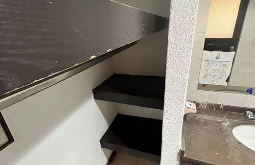 Morelia House | Hotel Villa Capri, 1 cama doble 2 Huéspedes