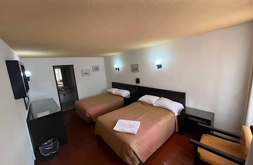 Morelia Hotel | Hotel Villa Capri, 2 camas dobles 4 Huéspedes