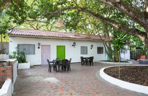Turbaco House | Hotel Villa Ivel