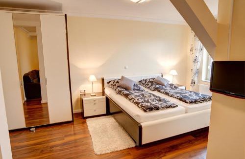 Schonberg Hotel | Hotel Villa Tripaldi
