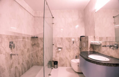 Marhi Hotel | Hotel Vishnu Empire