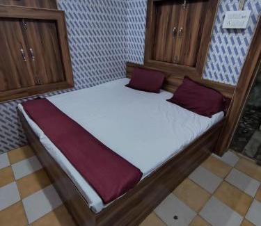 Mathura House | Hotel Vrindavan Near Vrindavan